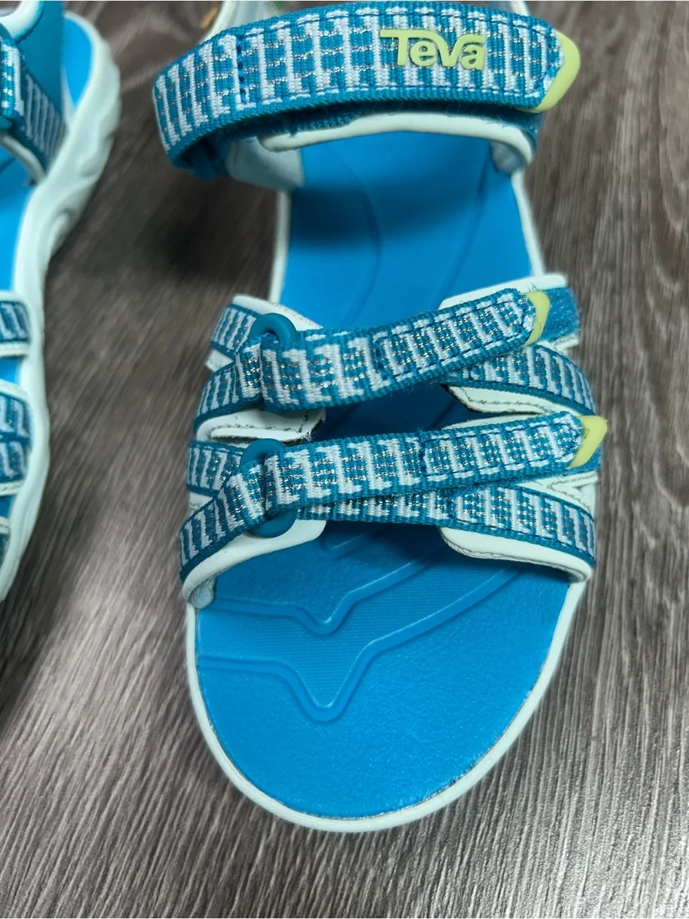 Teva tirra kids